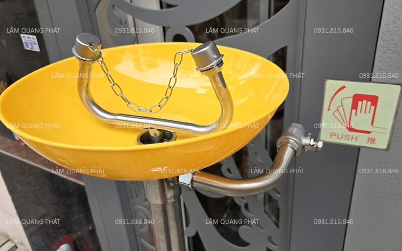 Bồn rửa mắt khẩn cấp chân đứng WJH0759A